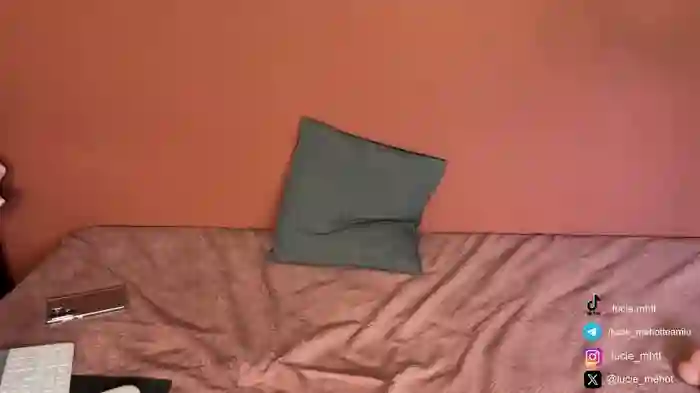 lucie_mehott