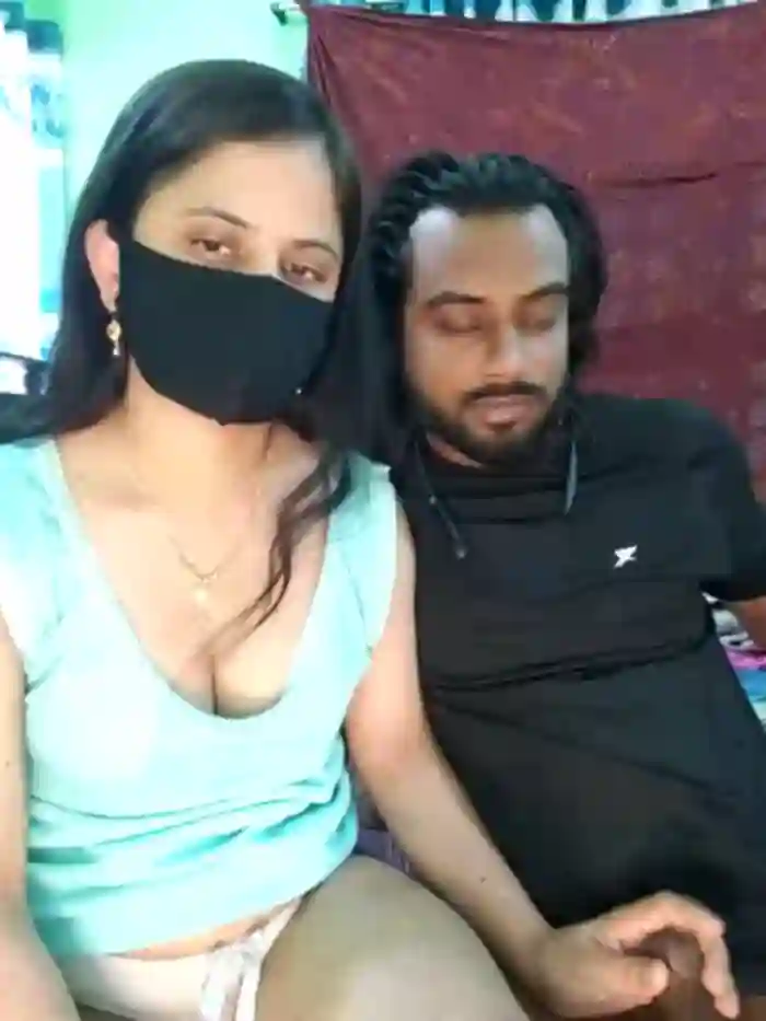 Younger_Couples
