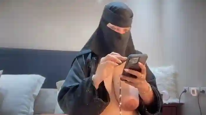 jyjyelamira