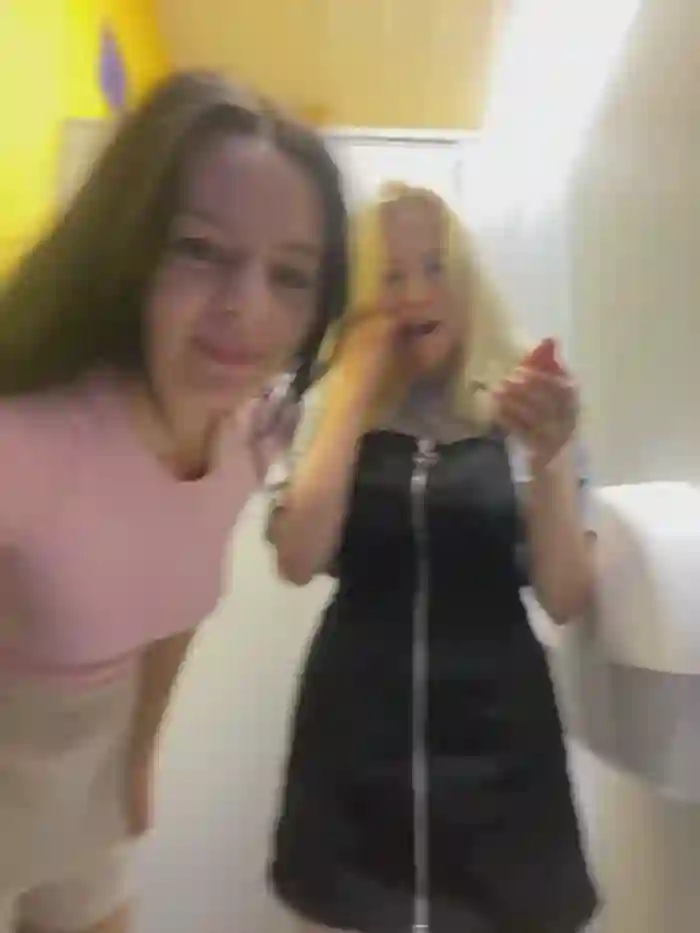 Cum_girlss