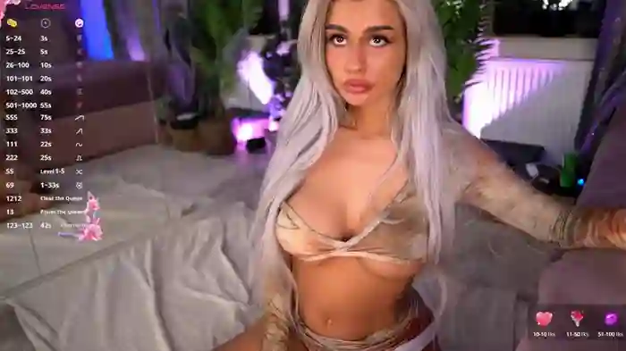 Serene_Sophiex