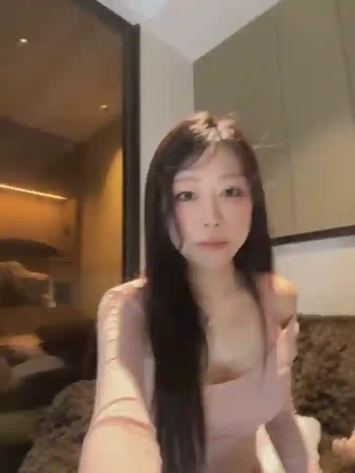 Uizzzqvq3