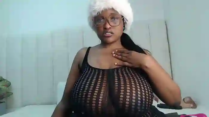 Bustygoddess32