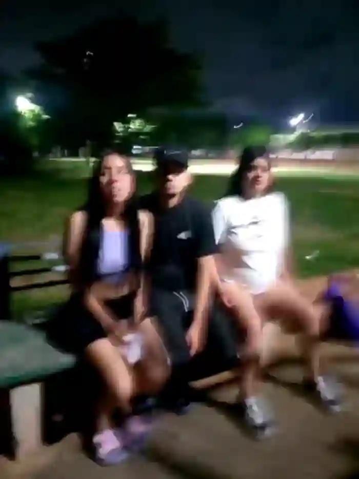 royalgirls_x