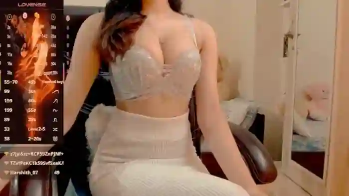 adore_khushbu