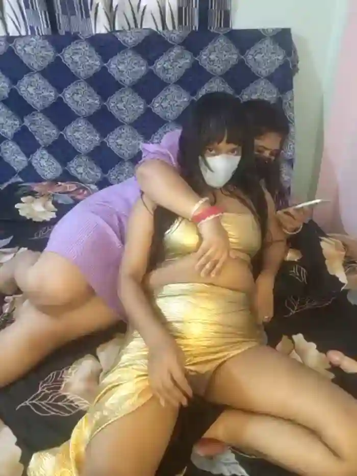 Indian_hotmilfs