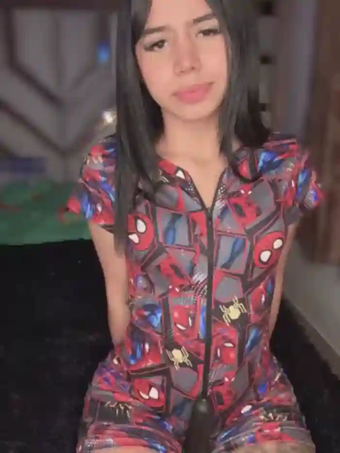 Laura-Khalifa