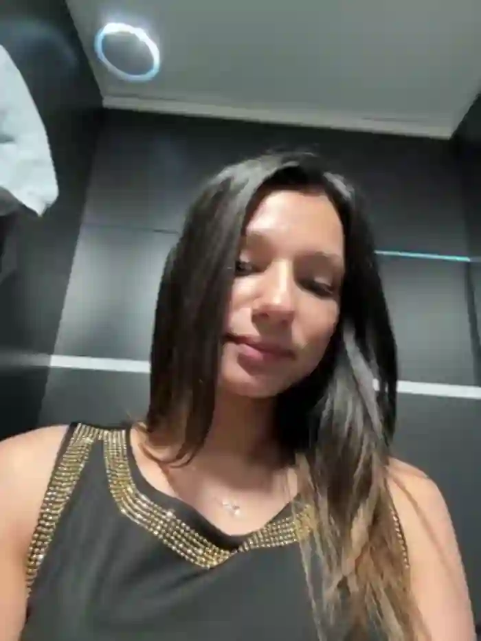 _MiaQueen_