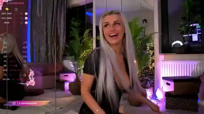 Serene_Sophiex