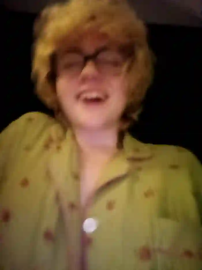 mcjbgfhjghiiiiujfyf