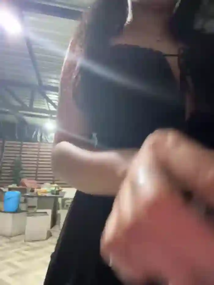 Bella_nasty69