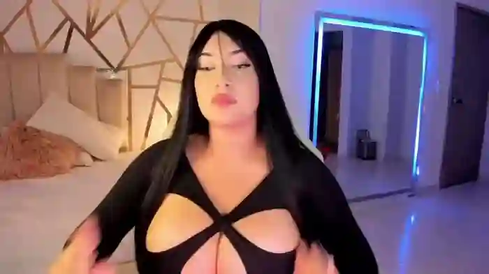 MiaAdams21