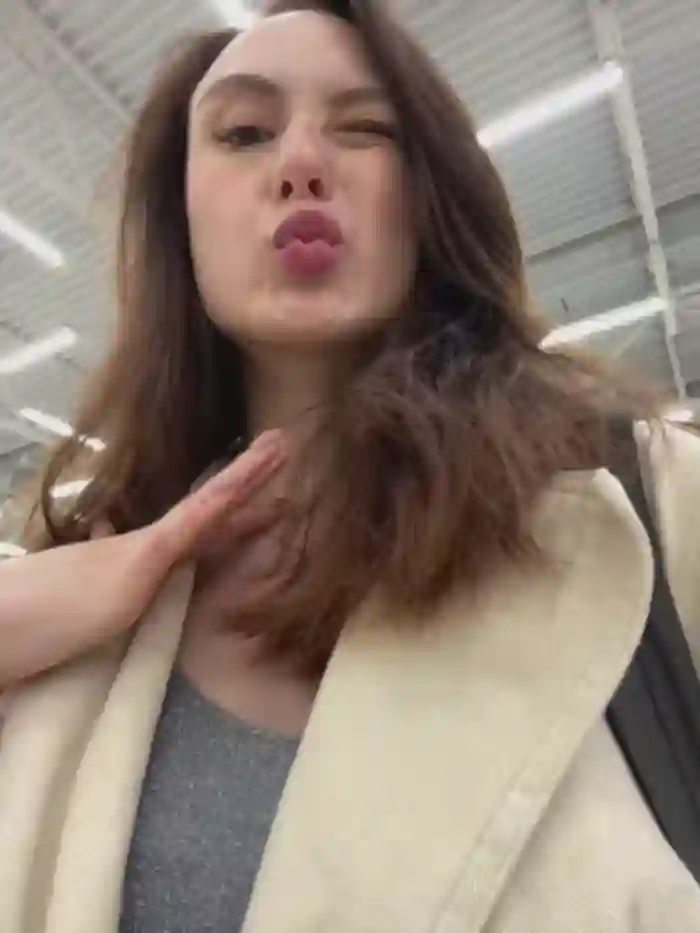 Dina_Tease
