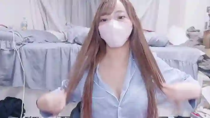 _chanMOMO_