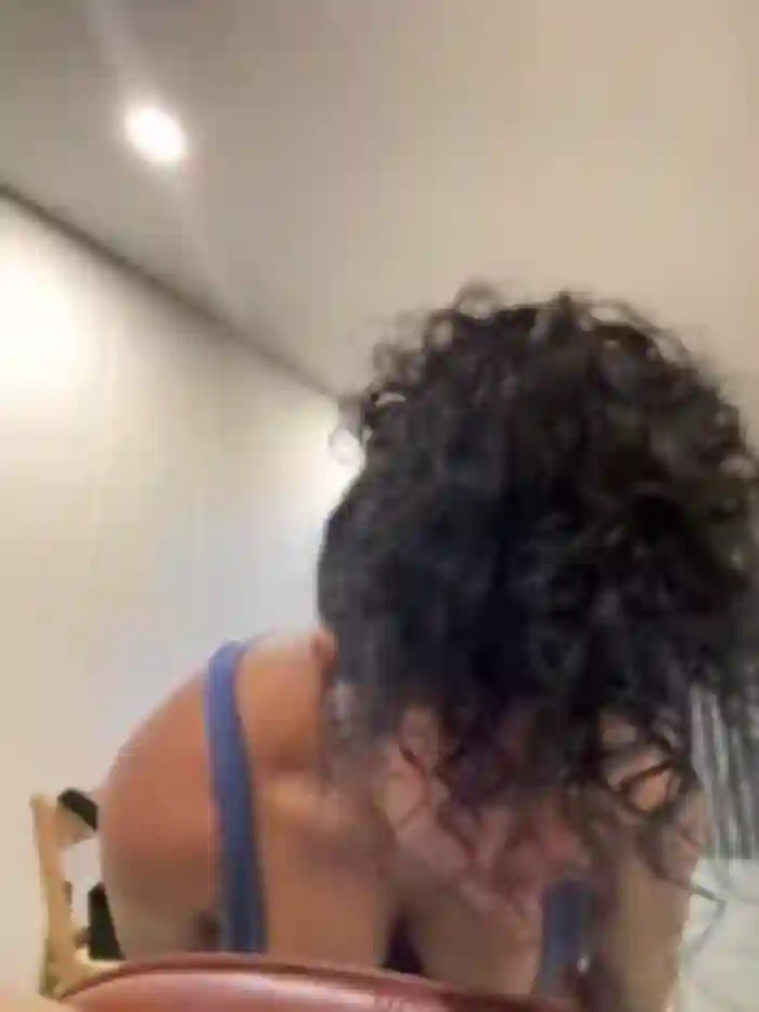 Brunettexio