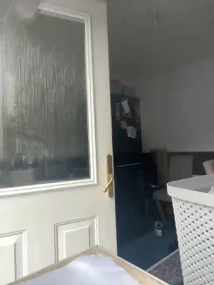 Bustyblondebabe32
