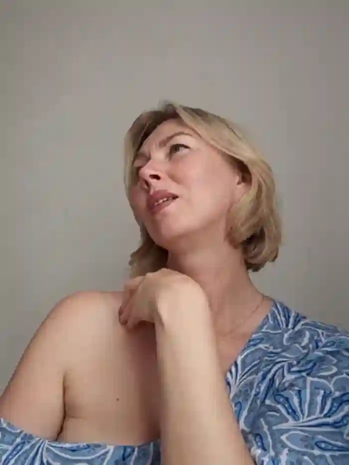stellahere8