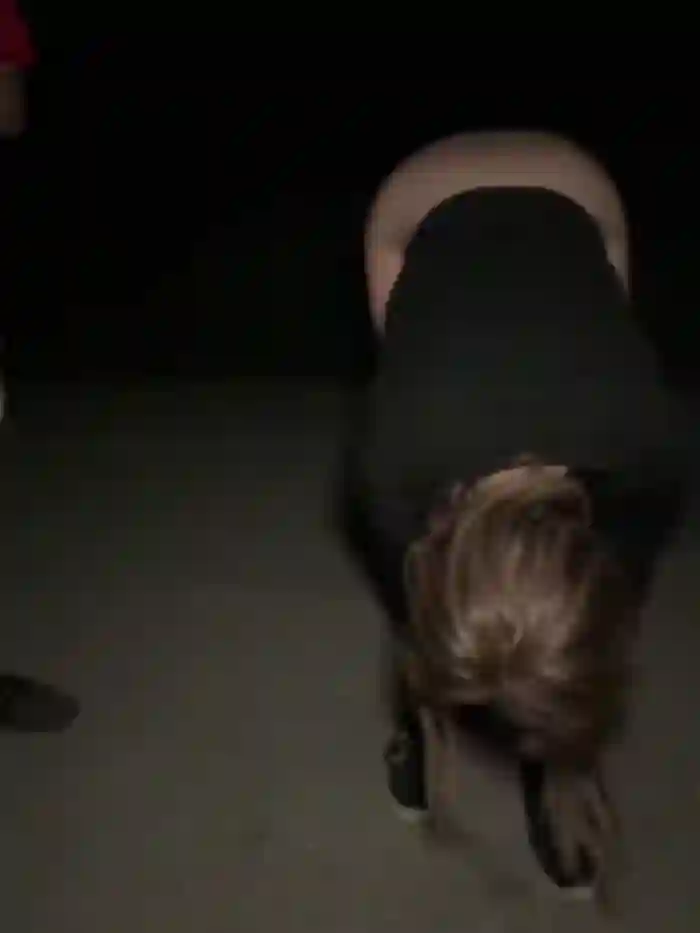 LaraBlond
