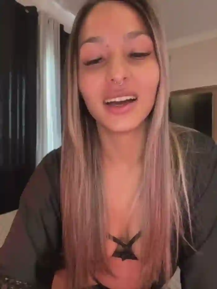 AliceStone19