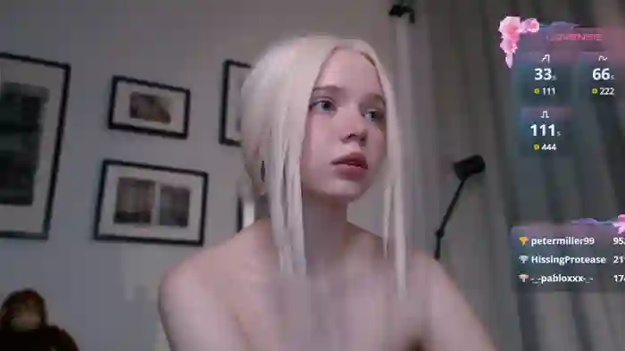 mili_coy