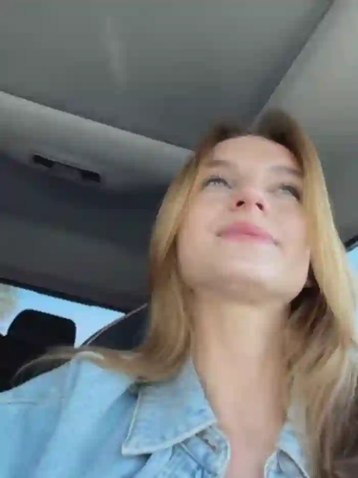 -AngelAri-