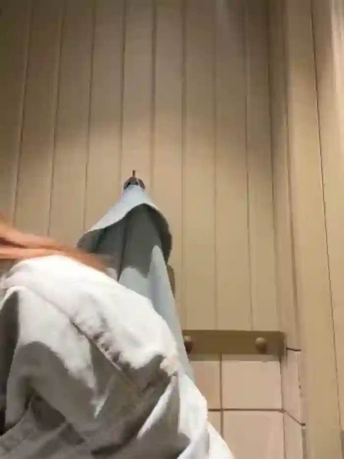-AngelAri-