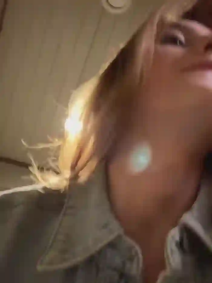 -AngelAri-