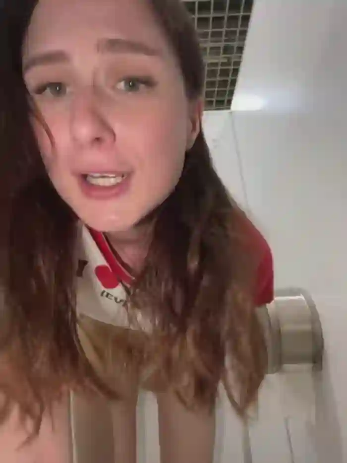 Dina_Tease