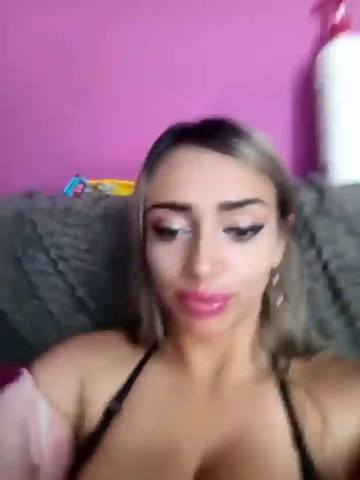 Nathahot69
