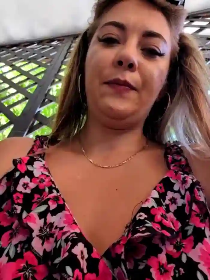 Risky_girl23