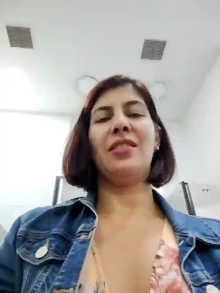 scarlett_moore