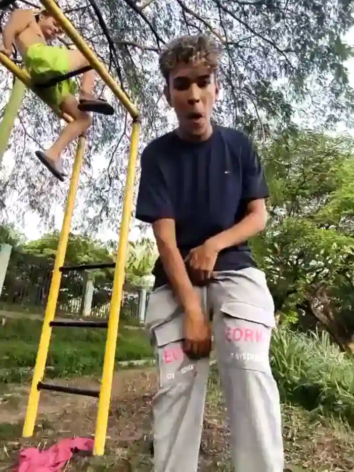 Jhon-big-cock