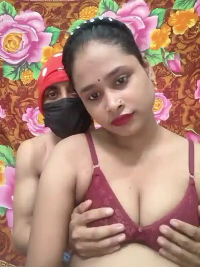 Seducing_couple