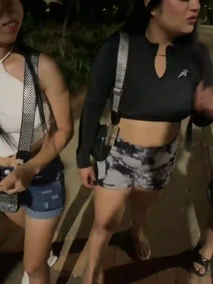 royalgirls_x