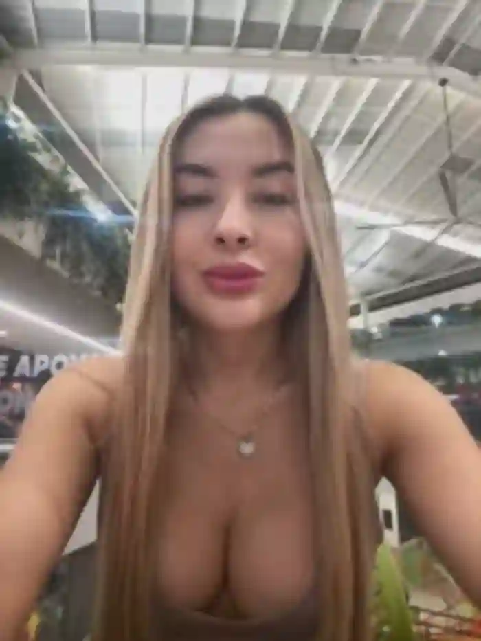 Alexa_seexy1