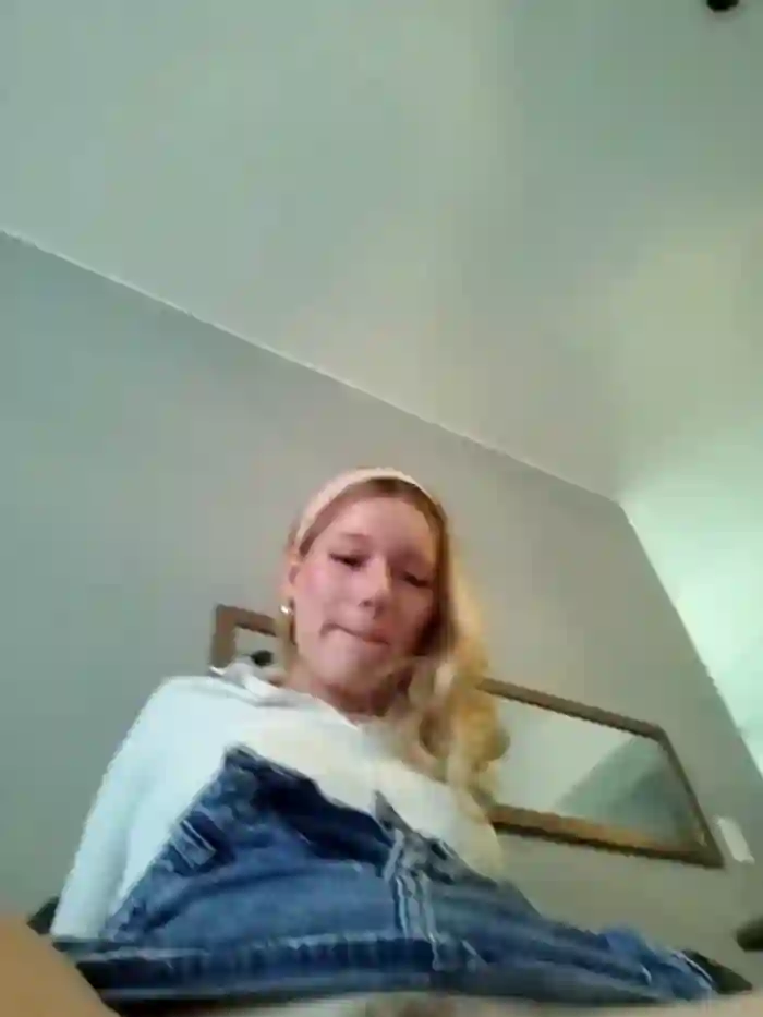 NicoleCut