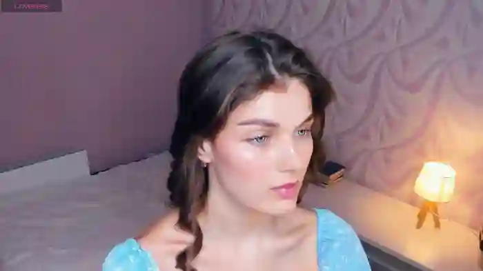 FloraDobb