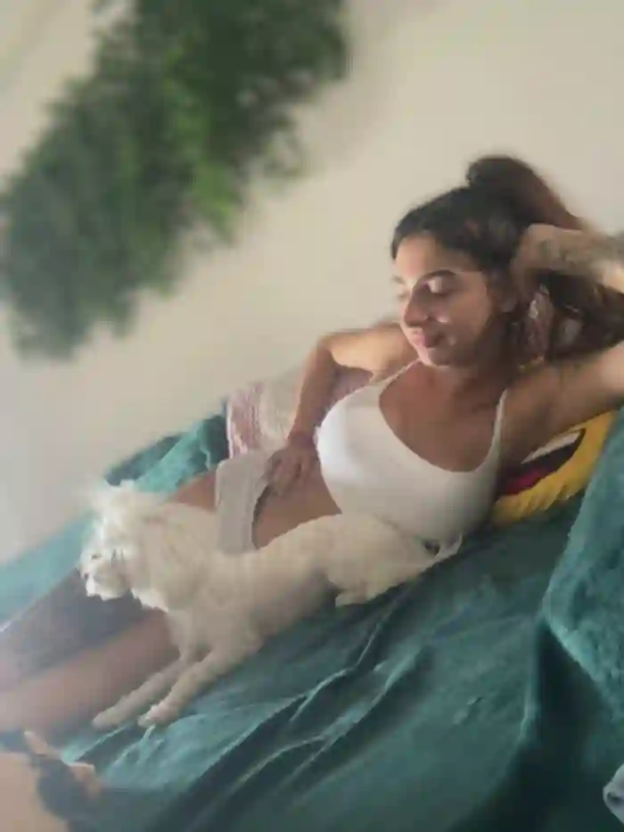 LaraVegas_