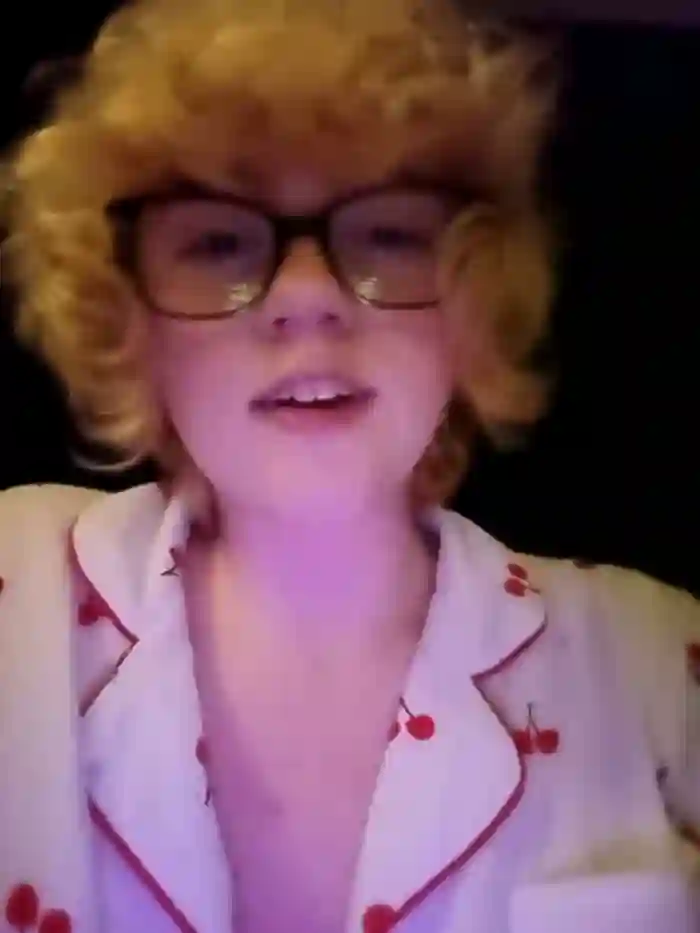 mcjbgfhjghiiiiujfyf