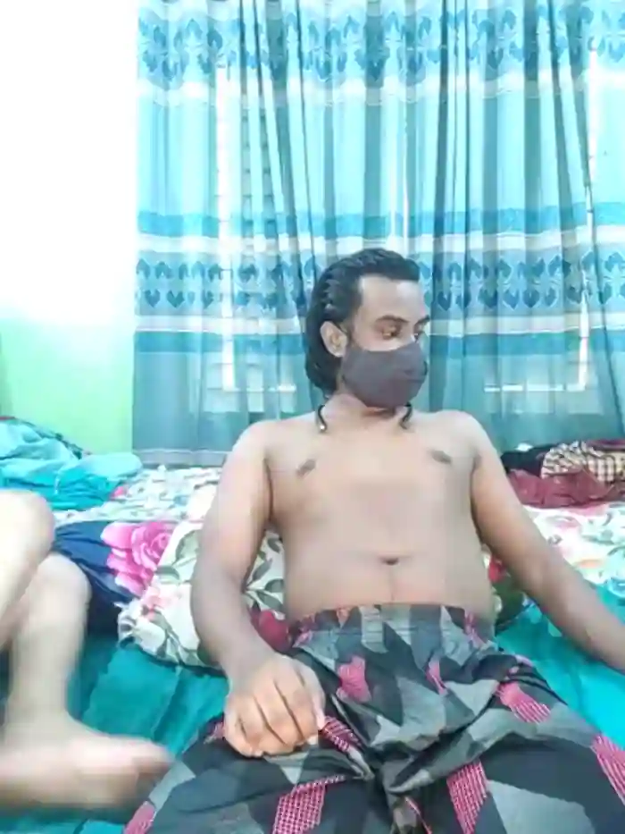 Younger_Couples