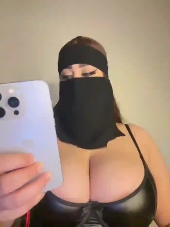 QueenDina777