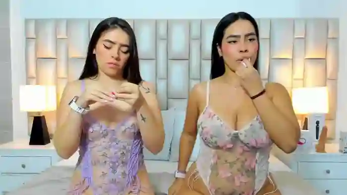 paola_katy_dicks