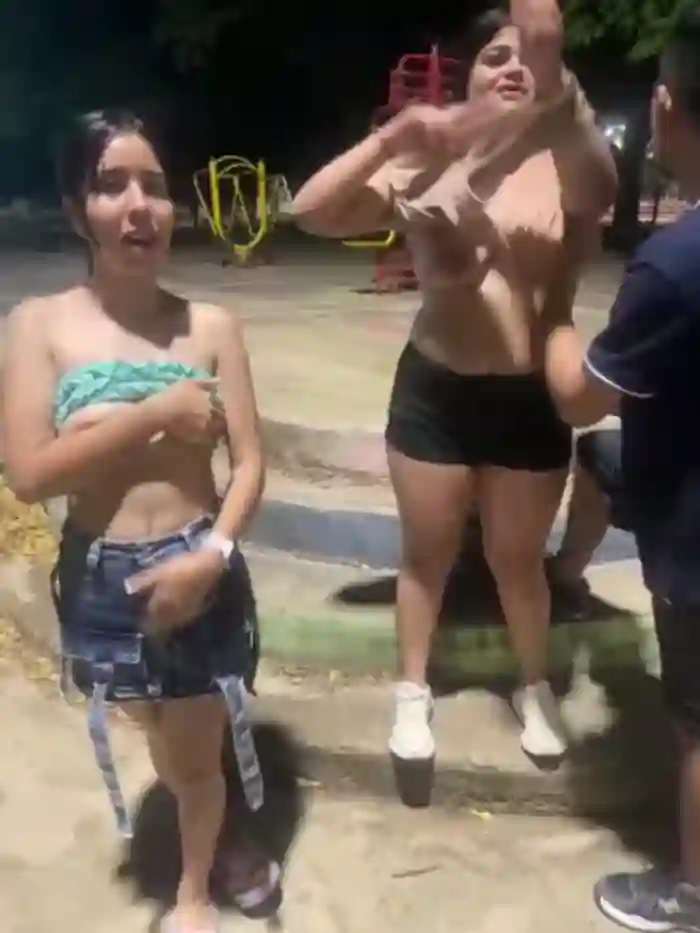 royalgirls_x
