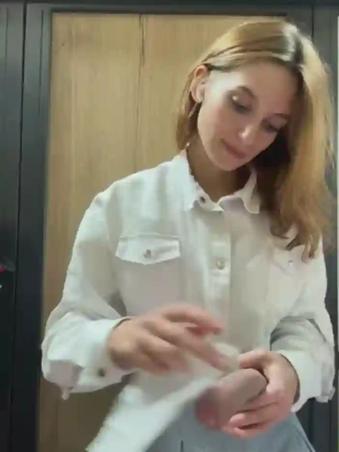 -AngelAri-