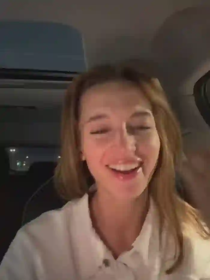 -AngelAri-