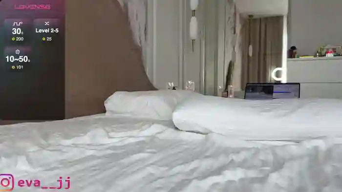 Eva_JJ