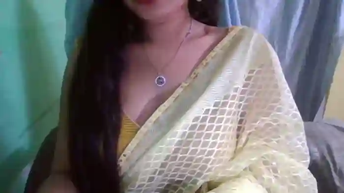Yashika_Love1