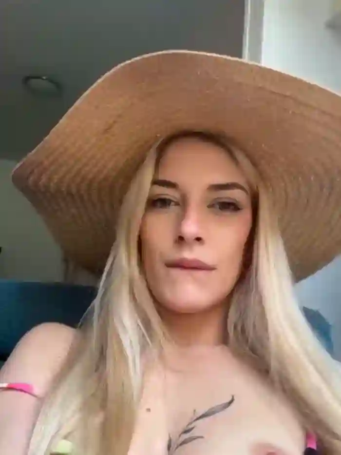 Bellalolahot
