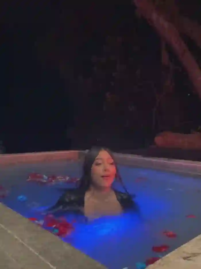 Dakota_Lee