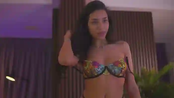 GinaValentinna